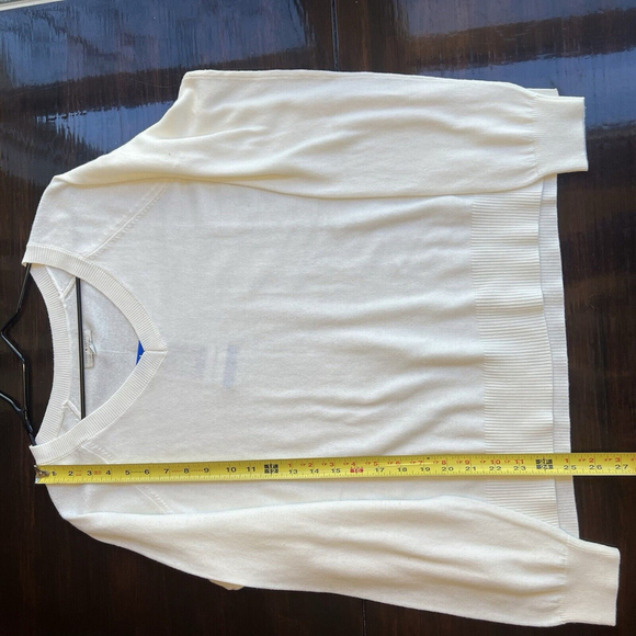 Lucky Brand Women's V-Neck Sweater Long Sleeves Side Slits White Size L - Picture 6 of 10
